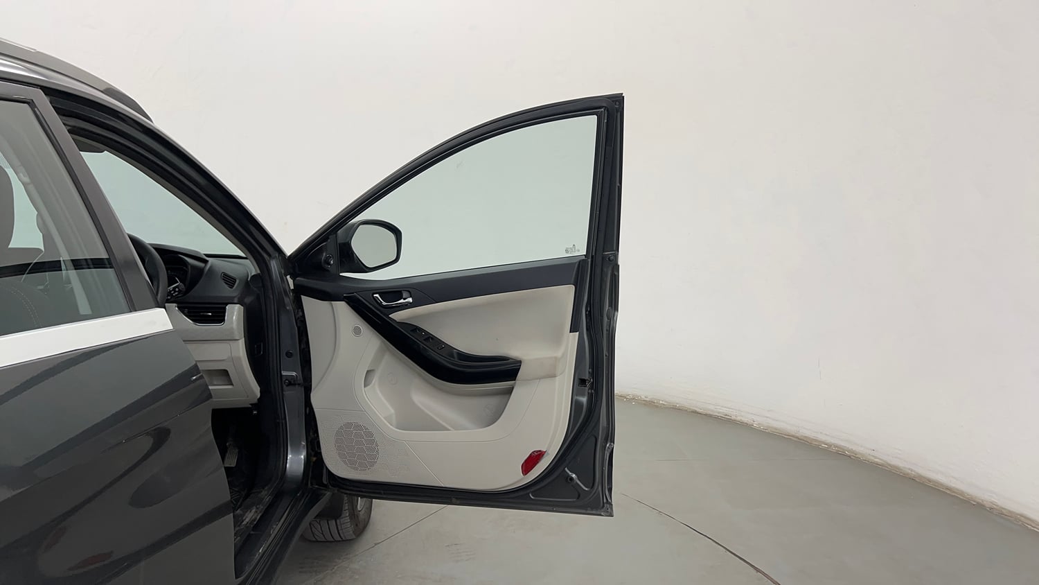 Used 2021 Tata Nexon XZA Plus Petrol Automatic interior RIGHT FRONT DOOR OPEN VIEW