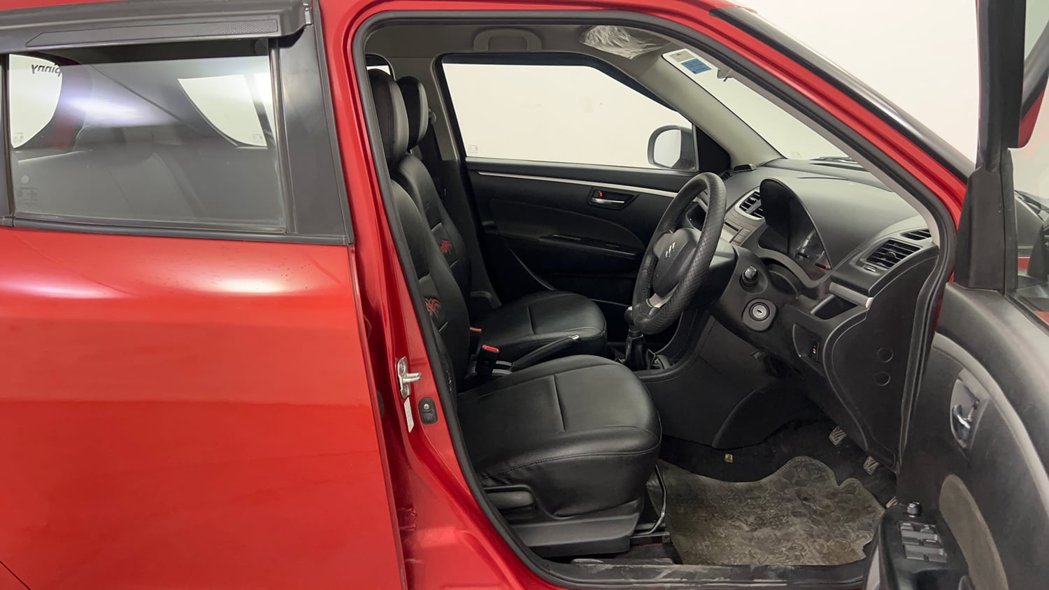 Used 2014 Maruti Suzuki Swift VXi Petrol Manual interior RIGHT SIDE FRONT DOOR CABIN VIEW