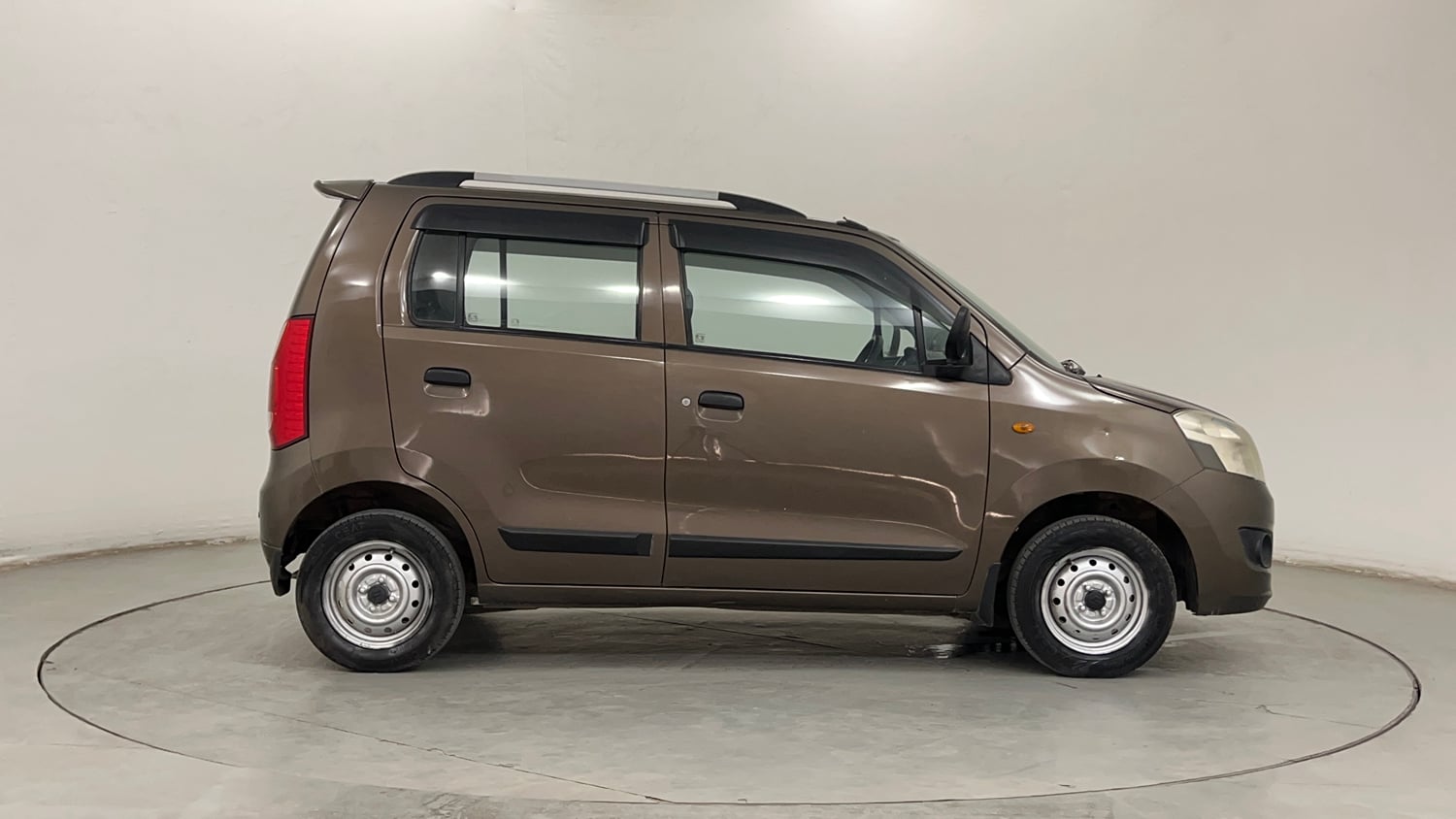 Used 2015 Maruti Suzuki Wagon R LXI CNG Cng Manual exterior RIGHT SIDE VIEW