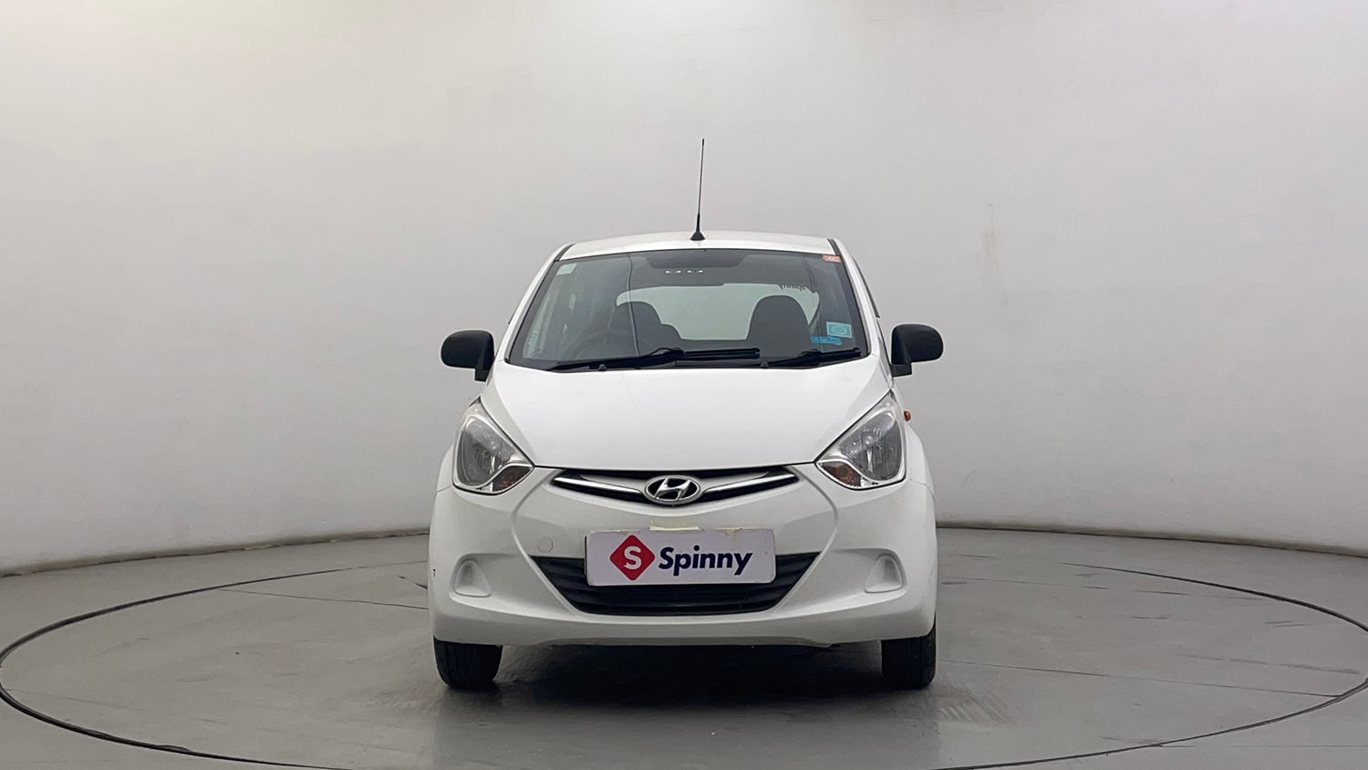 Used 2015 Hyundai Eon Magna + Petrol Manual exterior FRONT VIEW