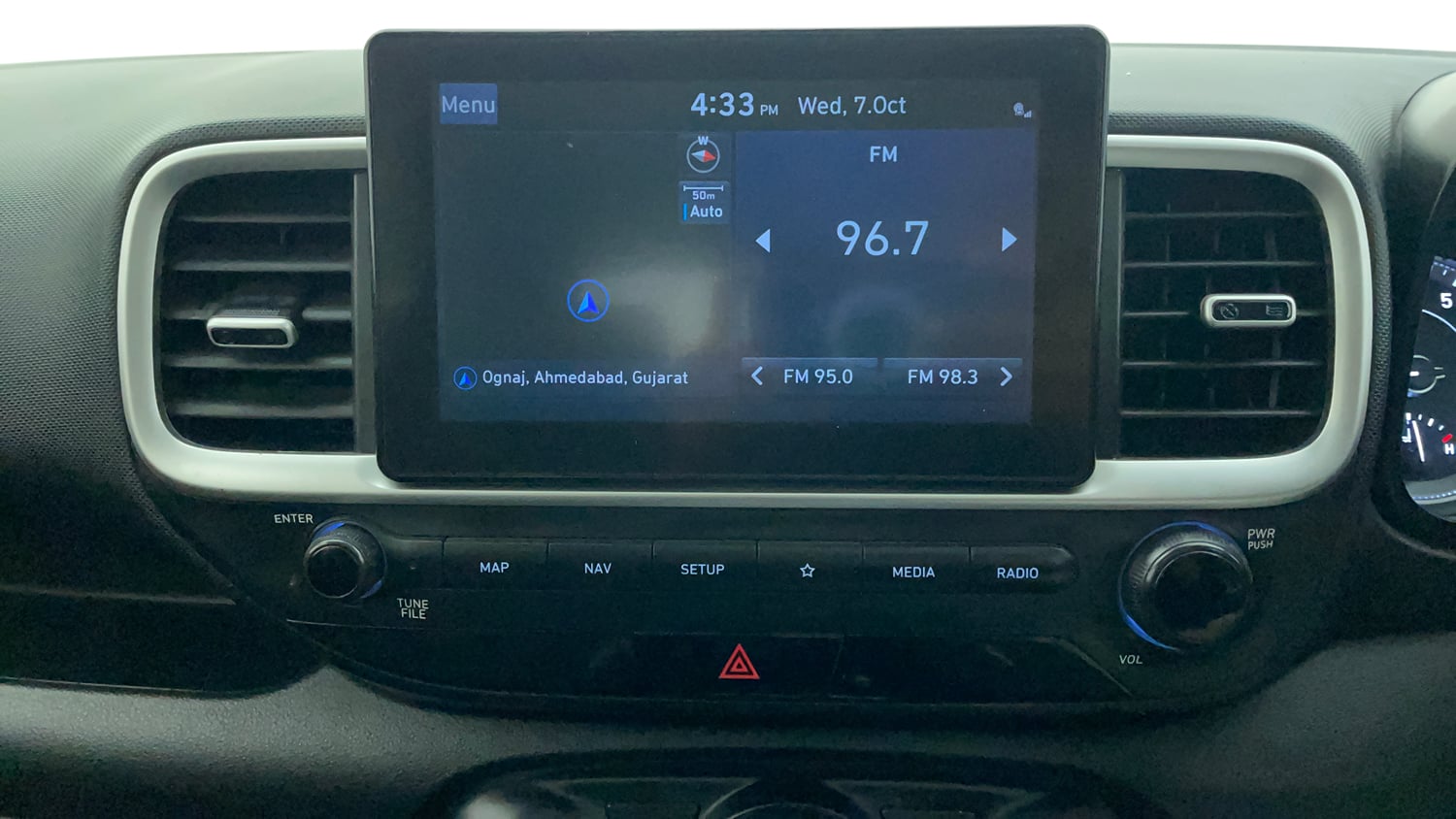 Used 2022 Hyundai Venue SX Plus 1.0 Turbo DCT Petrol Automatic interior MUSIC SYSTEM & AC CONTROL VIEW