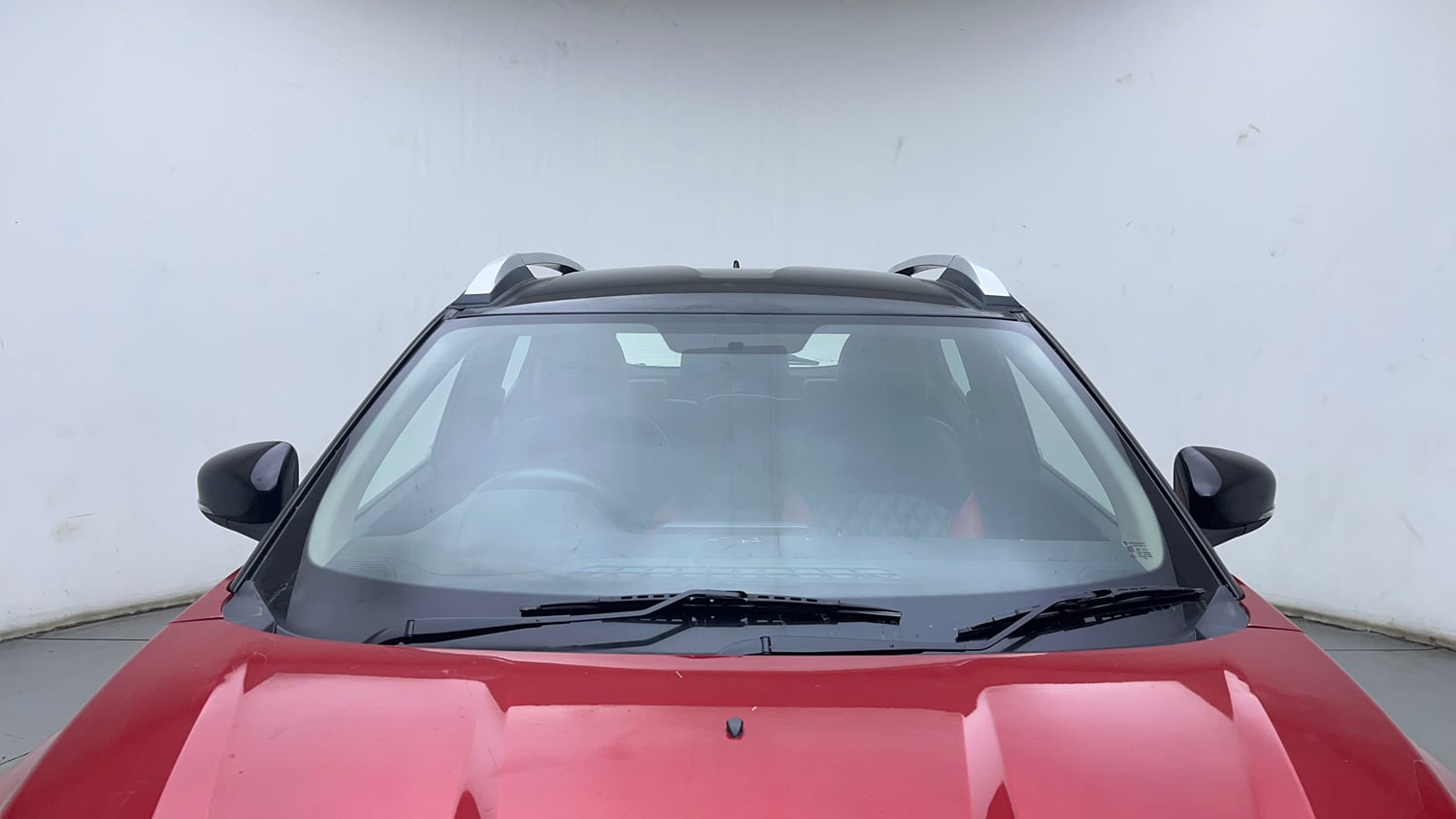 Used 2021 Renault Kiger RXZ Turbo CVT Dual Tone Petrol Automatic exterior FRONT WINDSHIELD VIEW