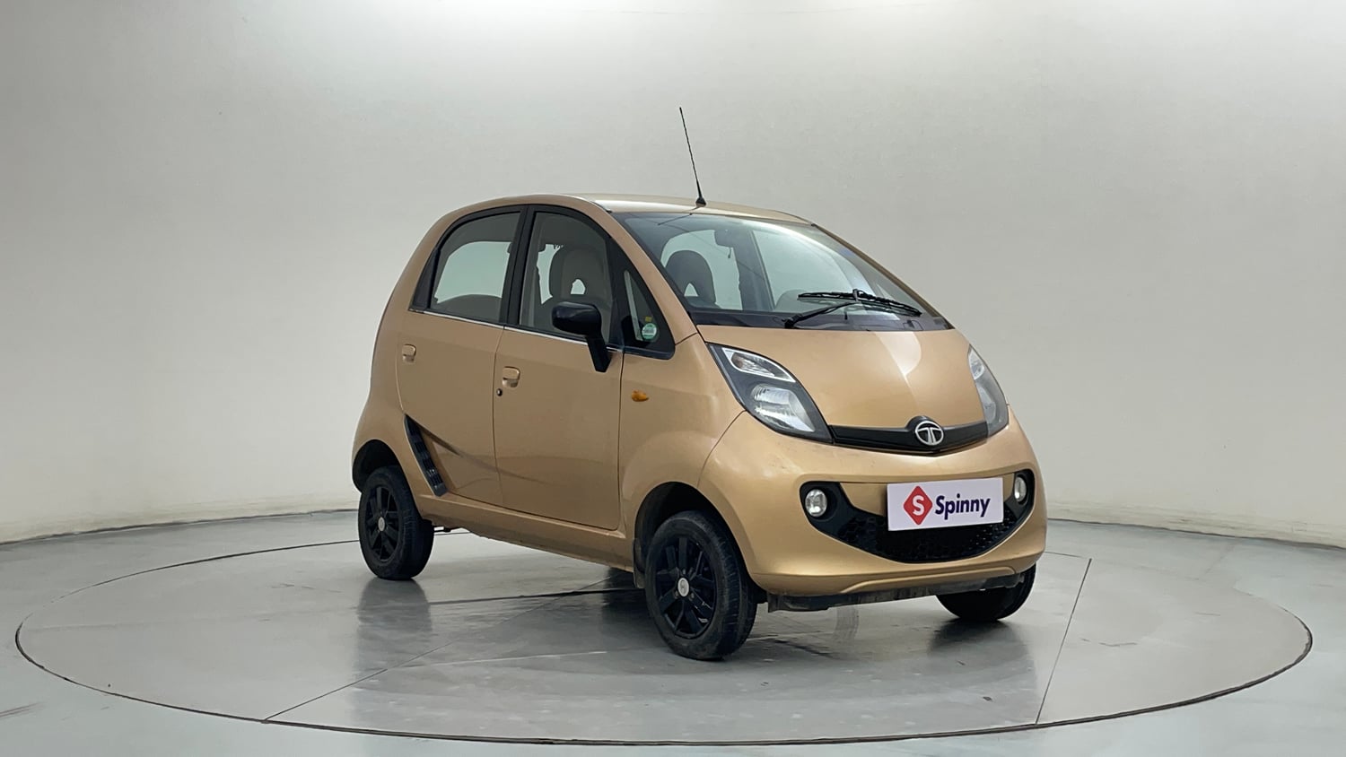 Used 2015 Tata Nano Twist XTA Petrol Automatic exterior RIGHT FRONT CORNER VIEW