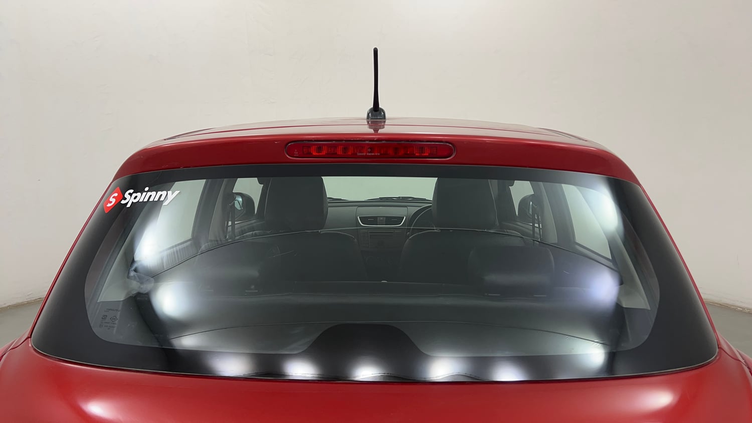 Used 2014 Maruti Suzuki Swift VXi Petrol Manual exterior BACK WINDSHIELD VIEW