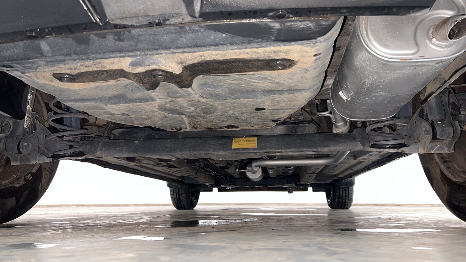 Used 2022 Tata Punch Adventure MT Petrol Manual extra REAR UNDERBODY VIEW (TAKEN FROM REAR)