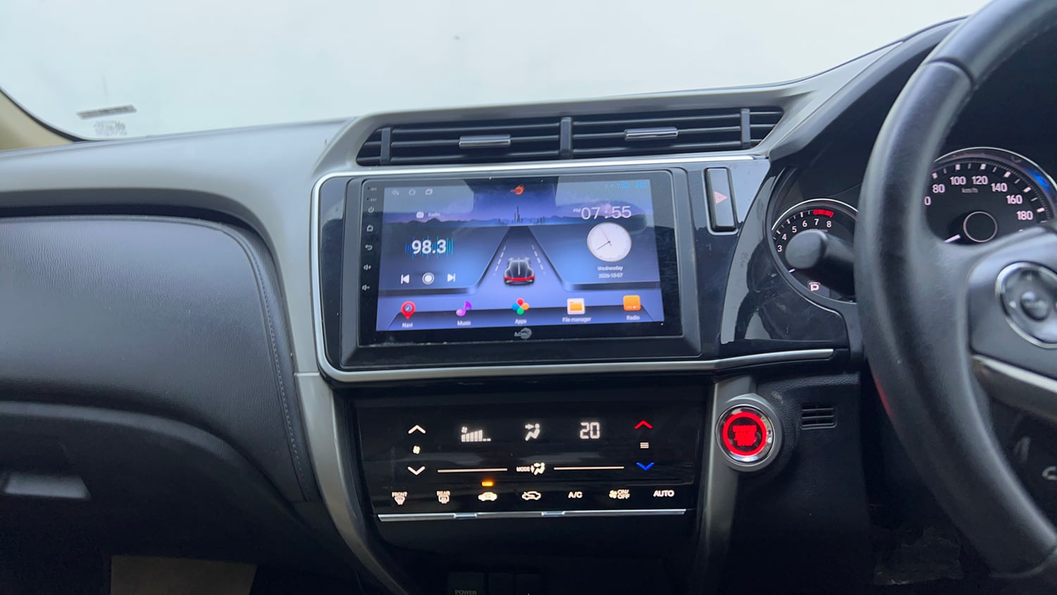 Used 2017 Honda City ZX CVT Petrol Petrol Automatic interior MUSIC SYSTEM & AC CONTROL VIEW
