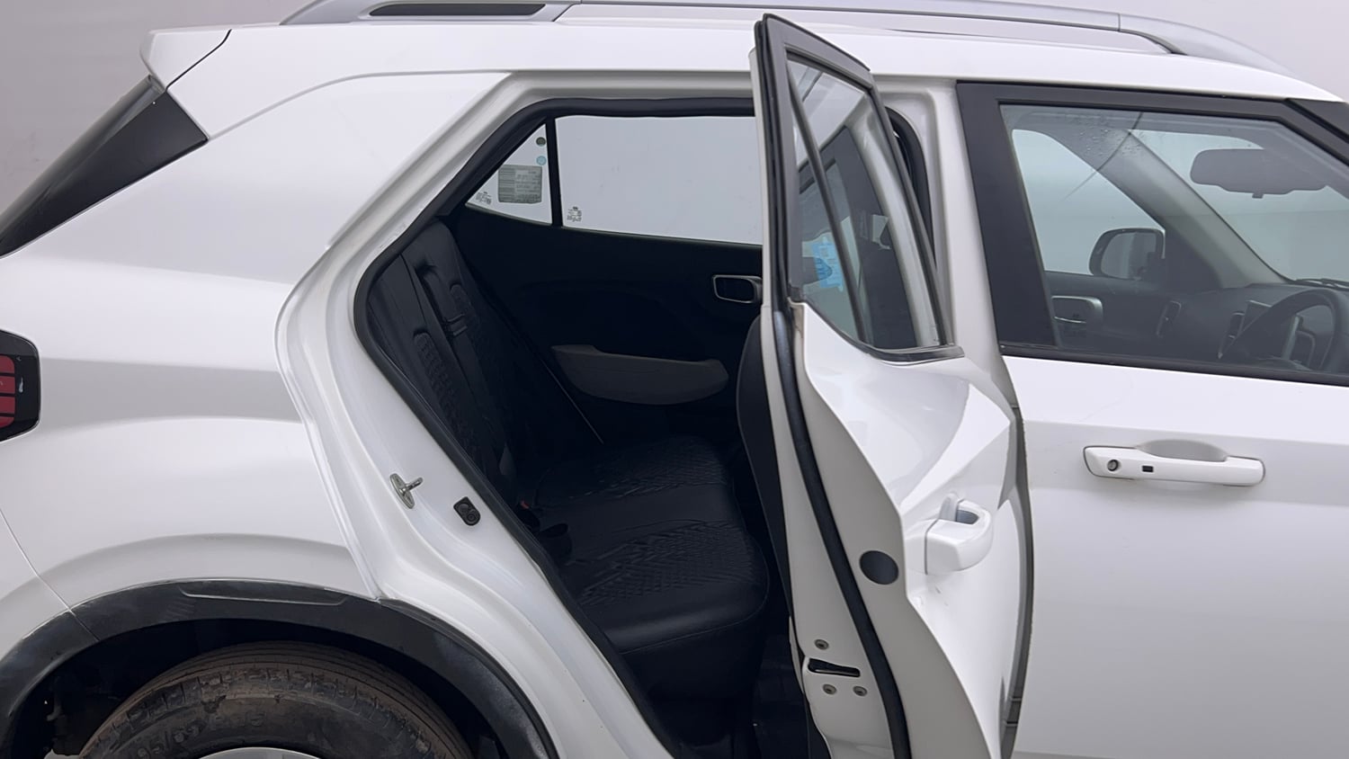 Used 2022 Hyundai Venue SX 1.2 Petrol Petrol Manual interior RIGHT SIDE REAR DOOR CABIN VIEW