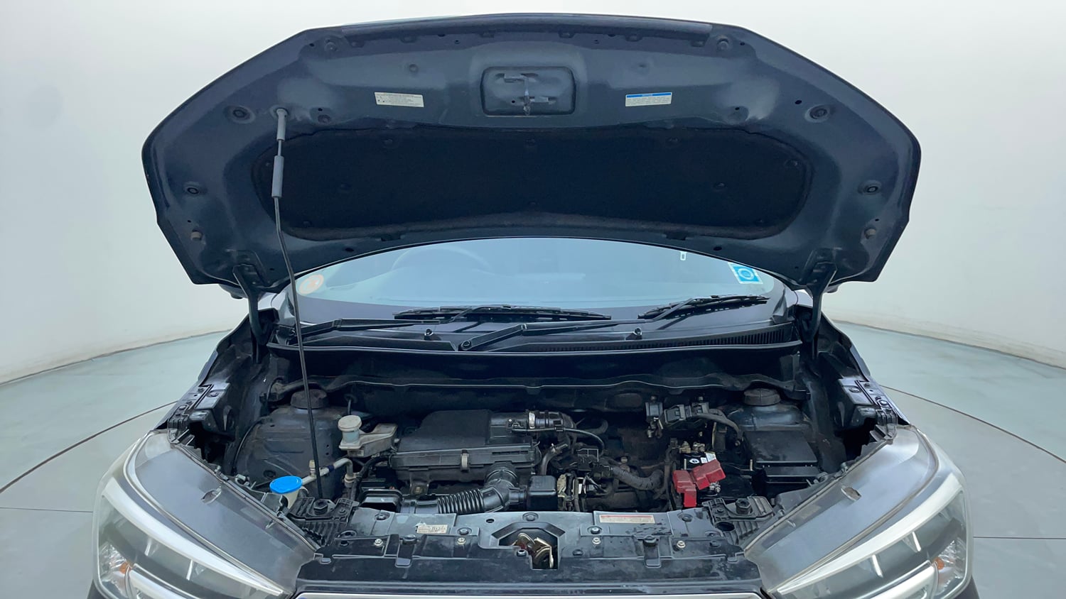 Used 2022 Maruti Suzuki XL6 Alpha Plus AT Petrol Petrol Automatic engine ENGINE & BONNET OPEN FRONT VIEW