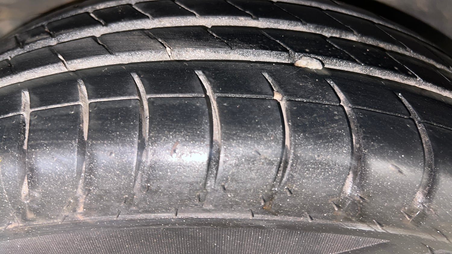 Used 2017 Hyundai Elite i20 Sportz 1.2 Petrol Manual tyres RIGHT REAR TYRE TREAD VIEW