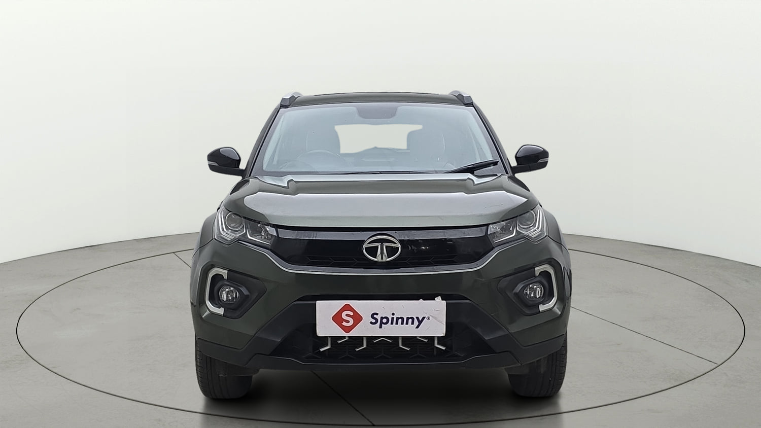 Used 2023 Tata Nexon XZ Plus LUXS Petrol Manual exterior FRONT VIEW