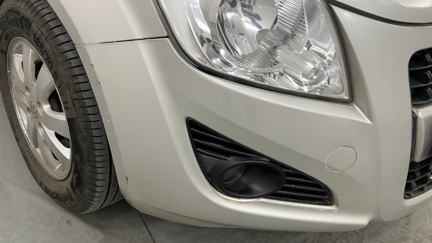 Used 2015 Maruti Suzuki Ritz Zxi BS-IV Petrol Manual dents MINOR SCRATCH