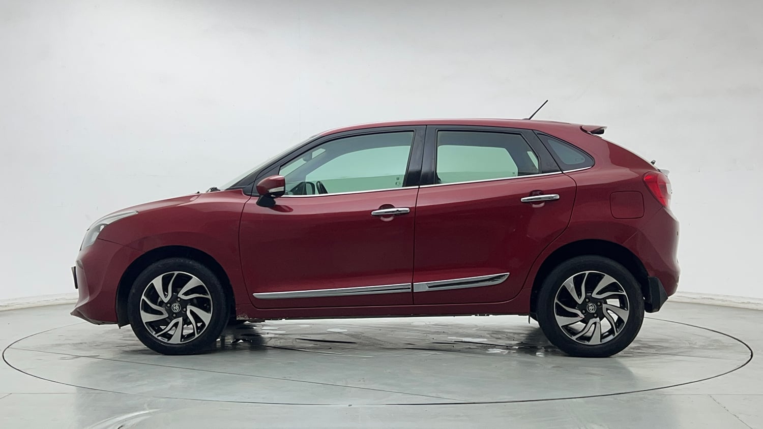 Used 2019 Toyota Glanza V CVT Petrol Automatic exterior LEFT SIDE VIEW