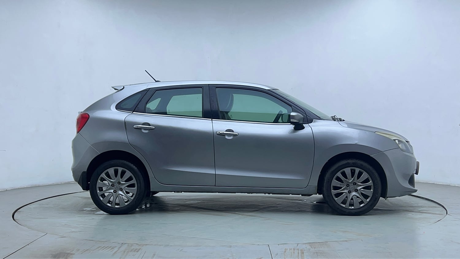Used 2018 Maruti Suzuki Baleno Alpha 1.2 Petrol Manual exterior RIGHT SIDE VIEW