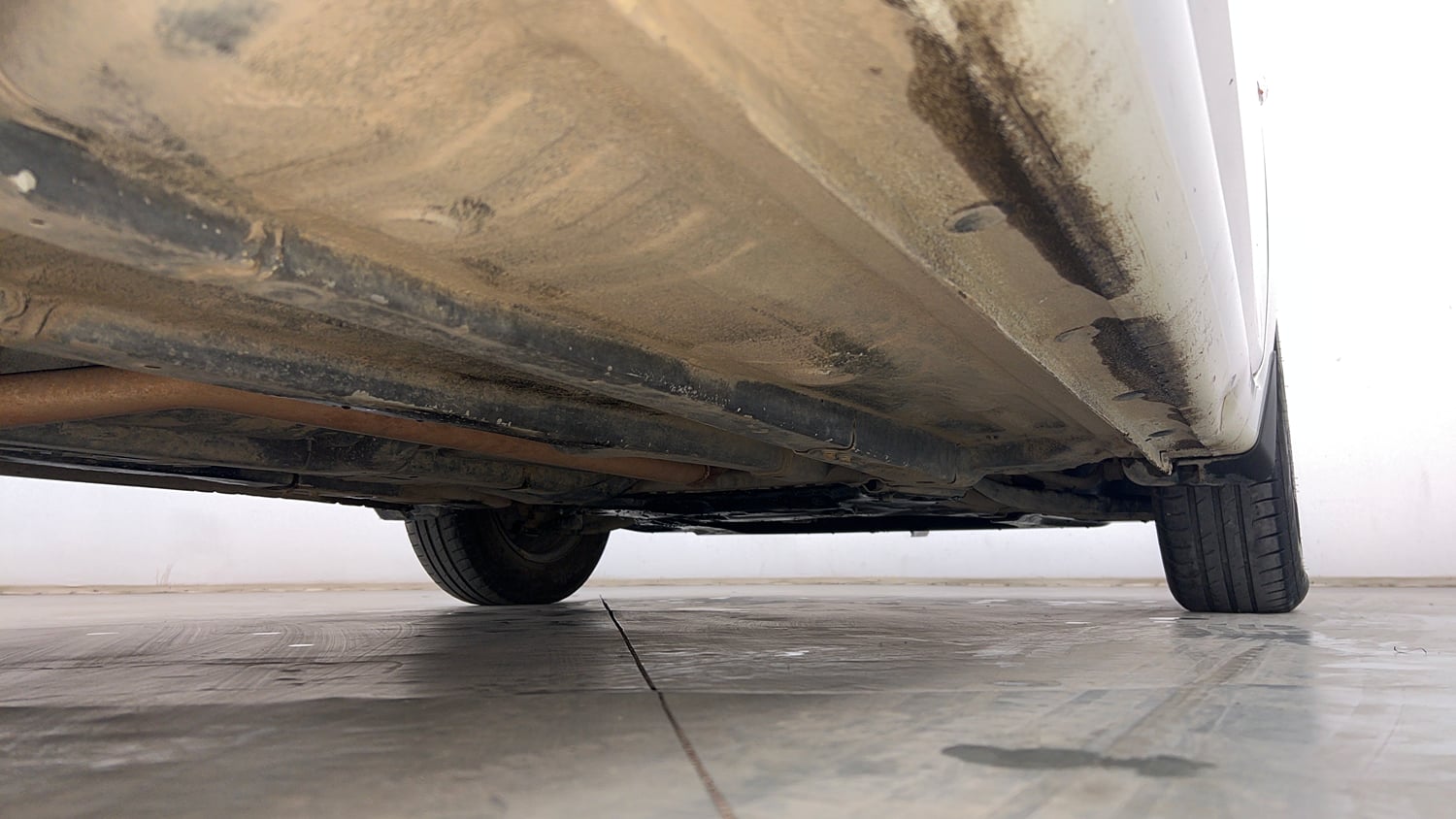 Used 2019 Hyundai Elite i20 Magna Plus 1.2 Petrol Manual extra REAR RIGHT UNDERBODY VIEW
