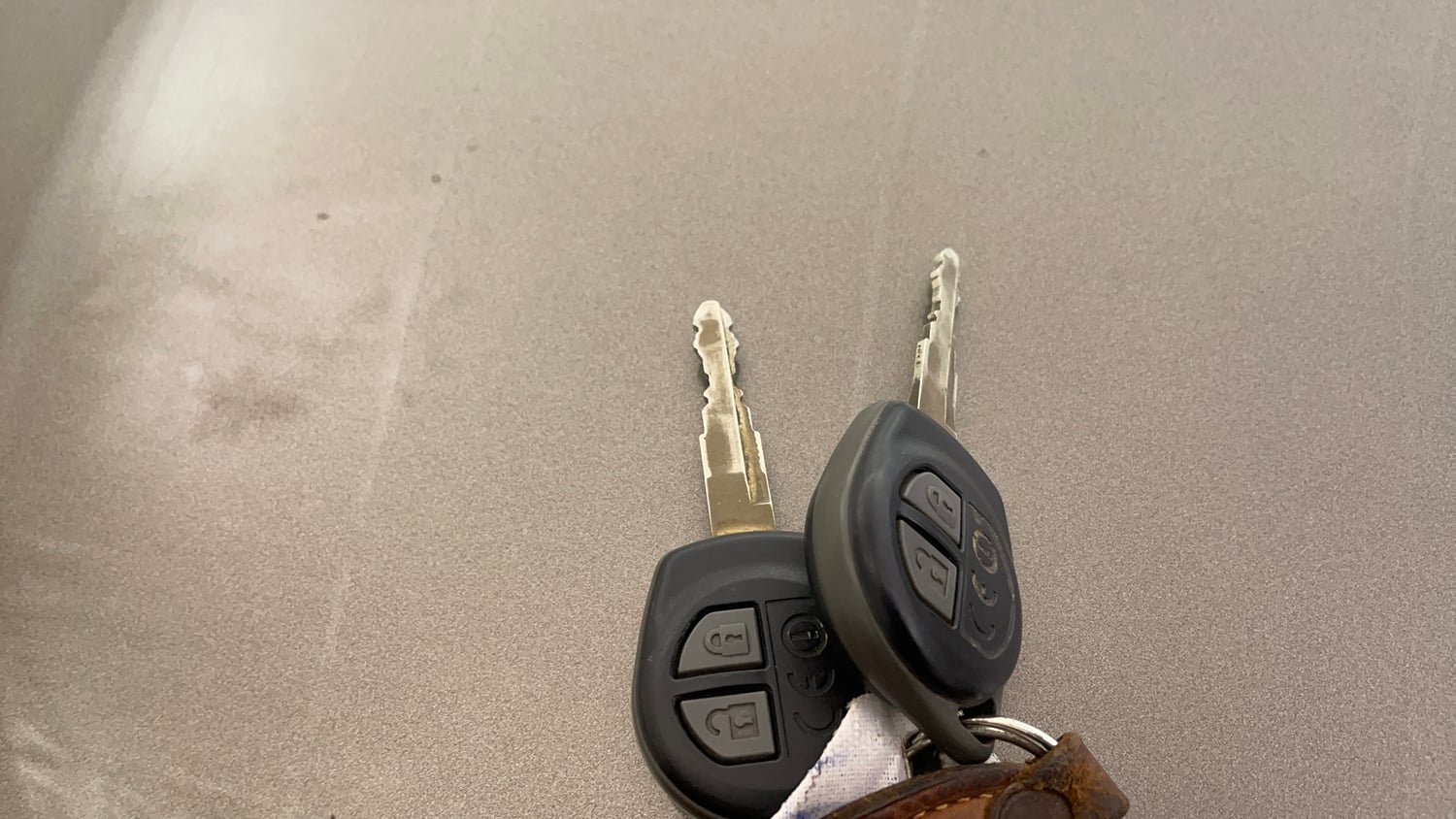 Used 2019 Maruti Suzuki Dzire VXi Petrol Manual extra CAR KEY VIEW