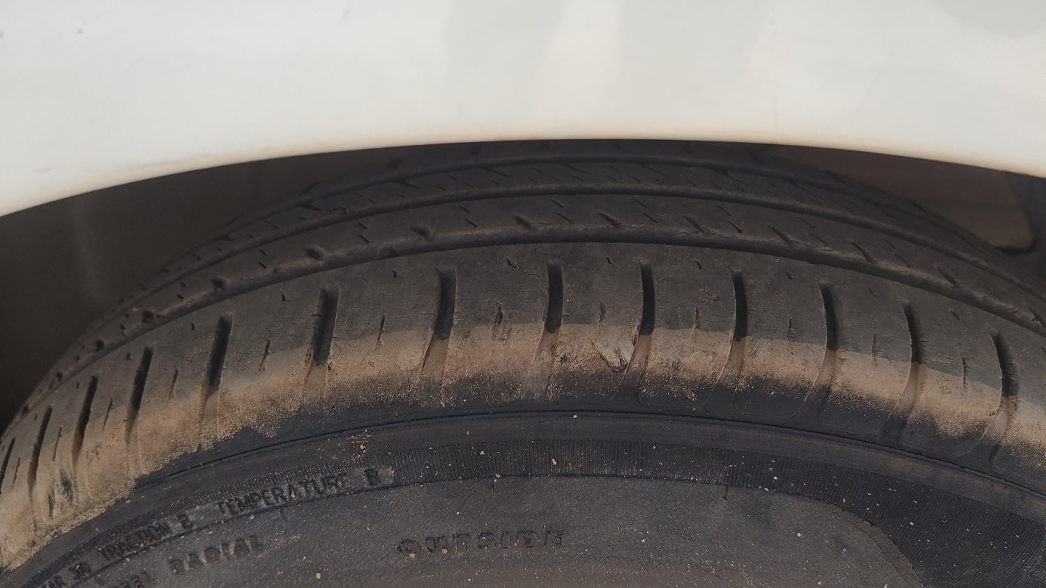 Used 2020 Maruti Suzuki Dzire VXi AMT Petrol Automatic tyres RIGHT FRONT TYRE TREAD VIEW