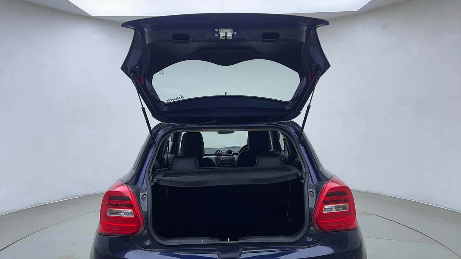 Used 2019 Maruti Suzuki Swift VXi AMT Petrol Automatic interior DICKY DOOR OPEN VIEW