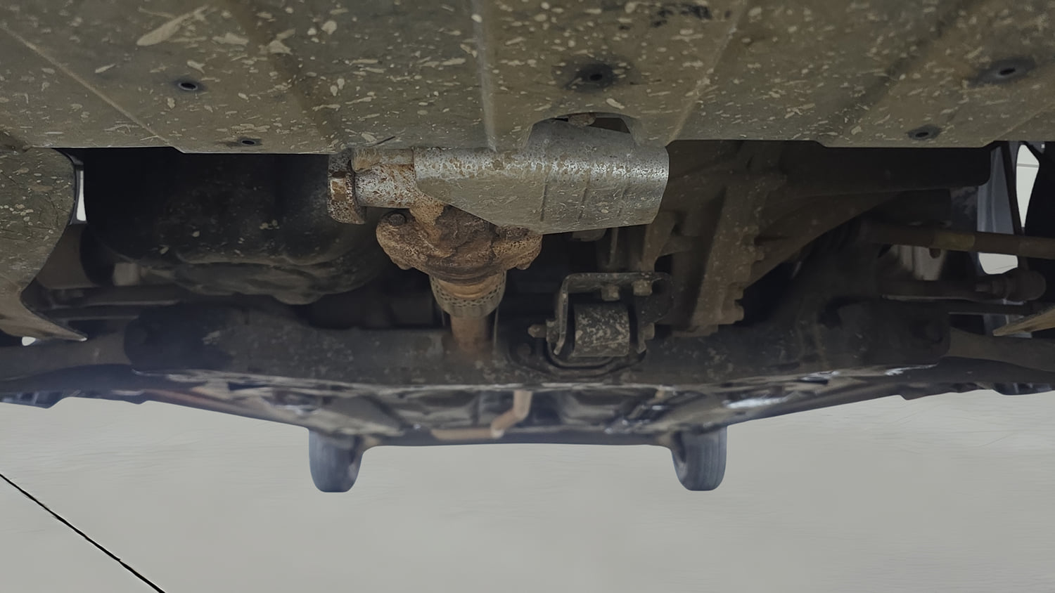 Used 2019 Hyundai Santro Magna Petrol Manual extra FRONT LEFT UNDERBODY VIEW