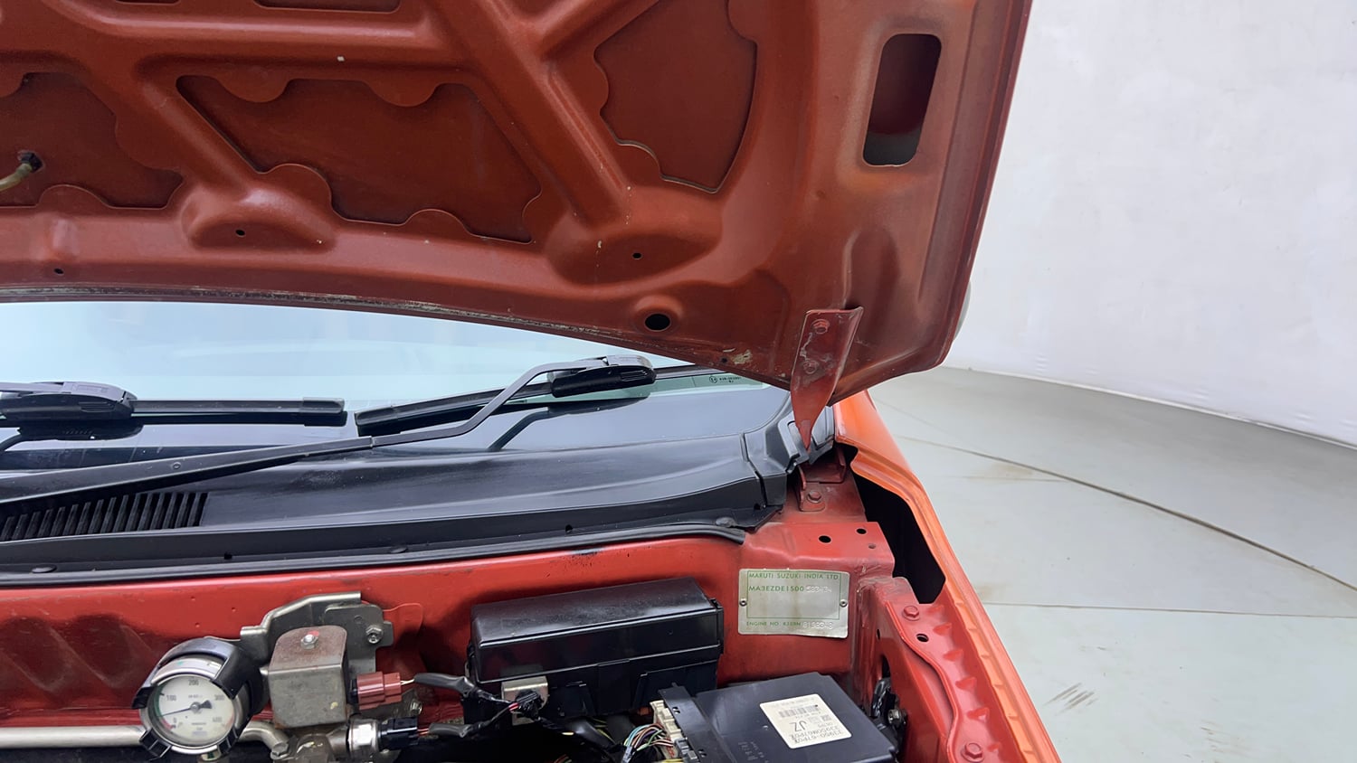 Used 2019 maruti-suzuki Alto K10 LXi (O) CNG Cng Manual engine ENGINE LEFT SIDE HINGE & APRON VIEW