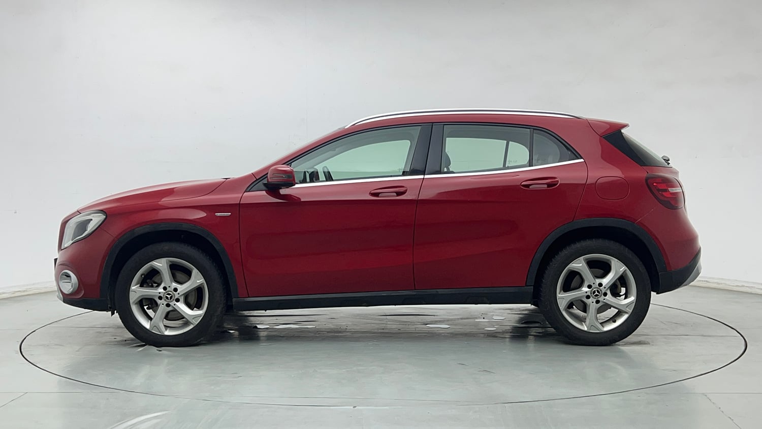 Used 2019 Mercedes-Benz GLA 200 Urban Edition Petrol Automatic exterior LEFT SIDE VIEW