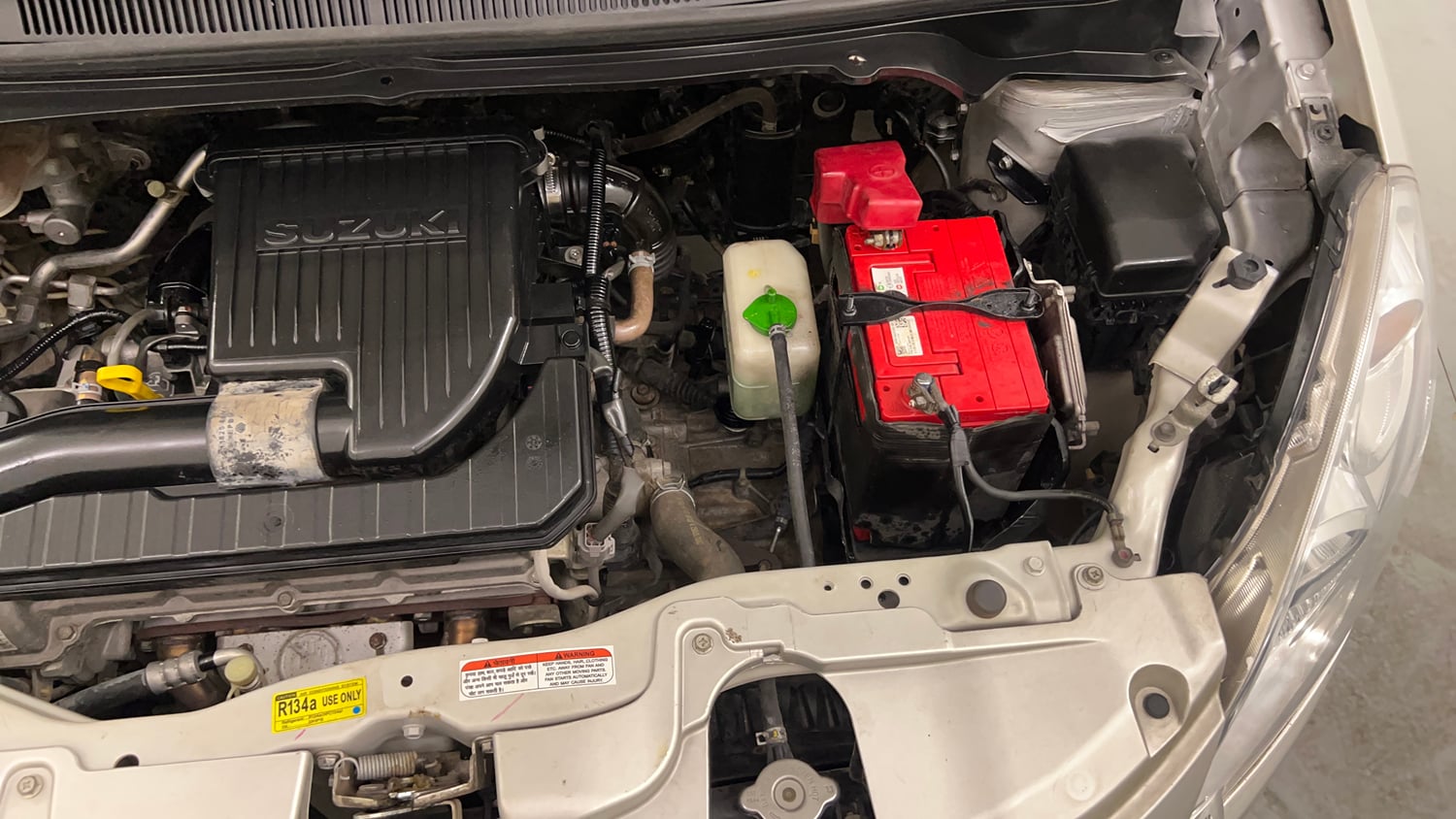 Used 2015 Maruti Suzuki Ritz Zxi BS-IV Petrol Manual engine ENGINE LEFT SIDE VIEW