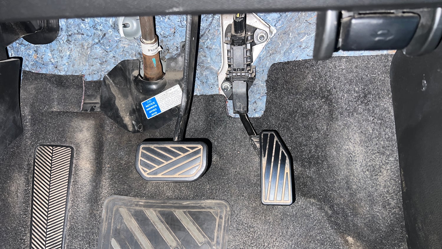 Used 2019 Maruti Suzuki Swift VXi AMT Petrol Automatic interior PEDALS VIEW