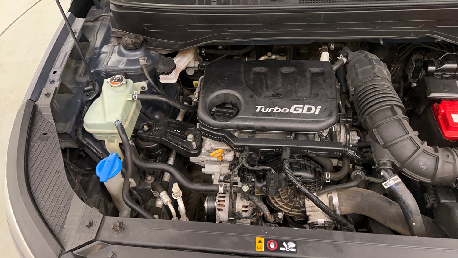 Used 2020 Hyundai Venue S 1.0 Turbo Petrol Manual engine ENGINE RIGHT SIDE VIEW