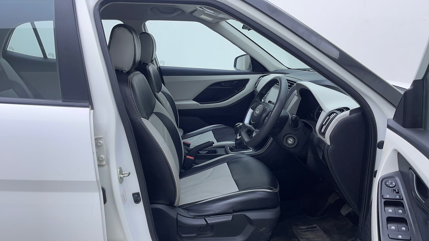 Used 2021 Hyundai Creta EX 1.5 Petrol Petrol Manual interior RIGHT SIDE FRONT DOOR CABIN VIEW