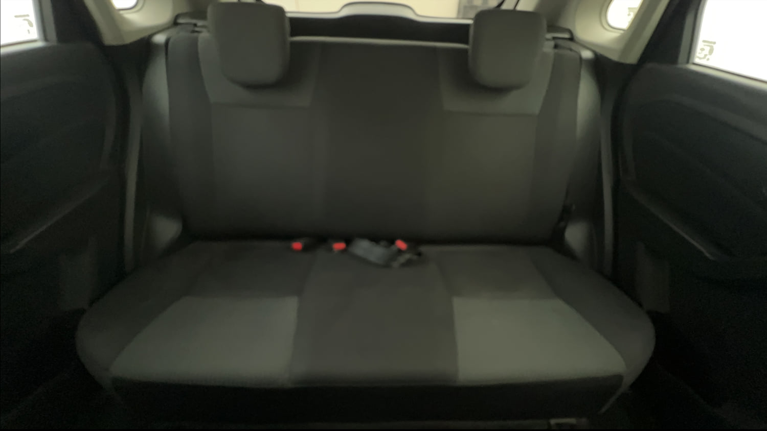 Used 2017 Maruti Suzuki Vitara Brezza [2016-2020] VDi Diesel Manual interior REAR SEAT CONDITION VIEW