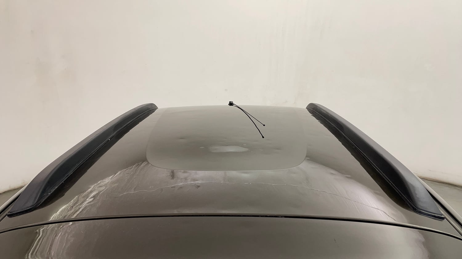 Used 2020 Renault Kwid RXT Petrol Manual exterior EXTERIOR ROOF VIEW