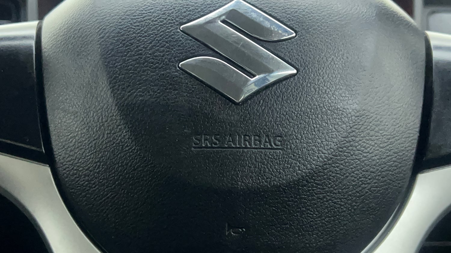 Used 2024 Maruti Suzuki Ignis Sigma 1.2 MT Petrol Manual top_features Airbags