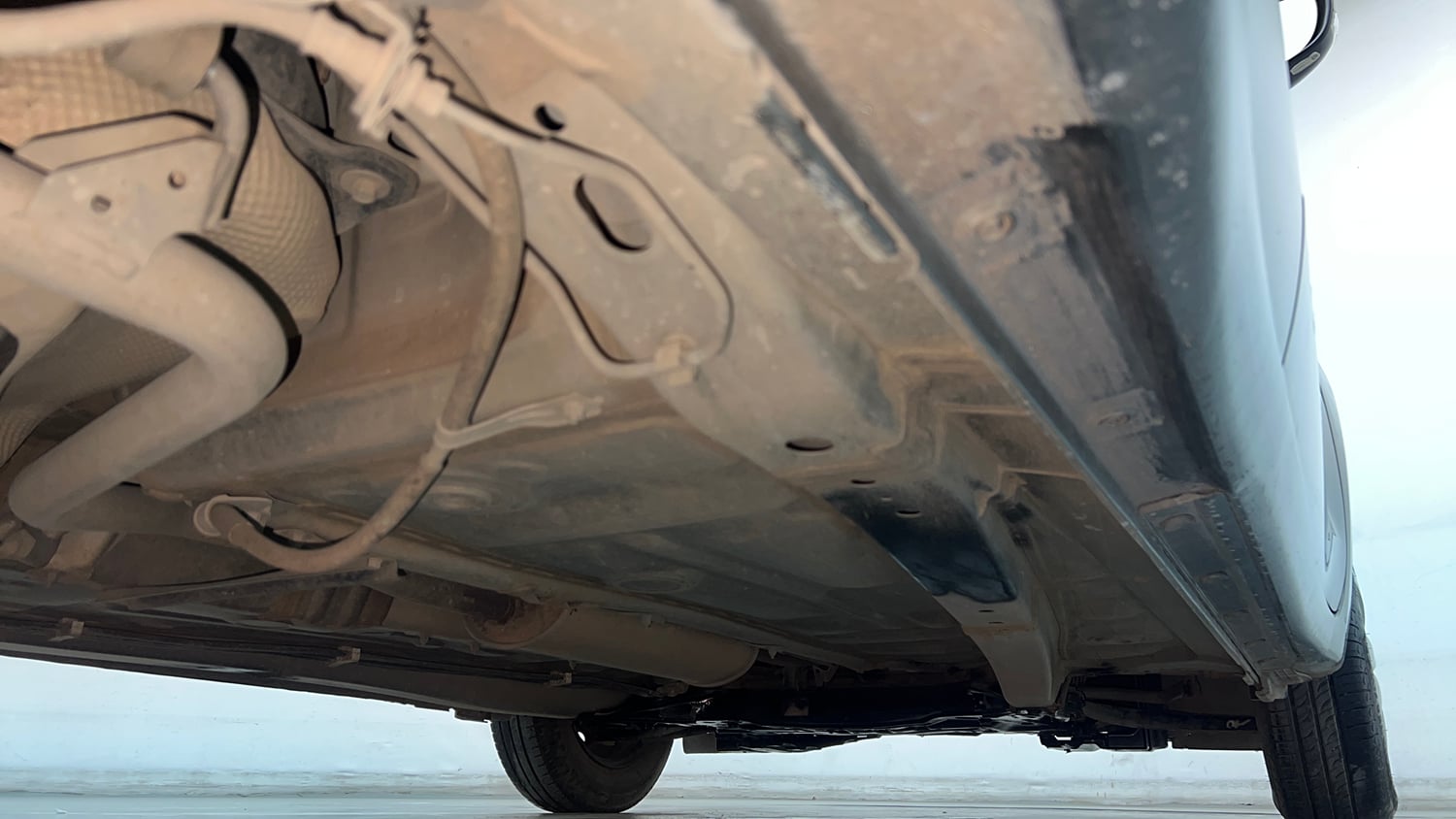 Used 2020 Maruti Suzuki Swift VXi Petrol Manual extra REAR RIGHT UNDERBODY VIEW