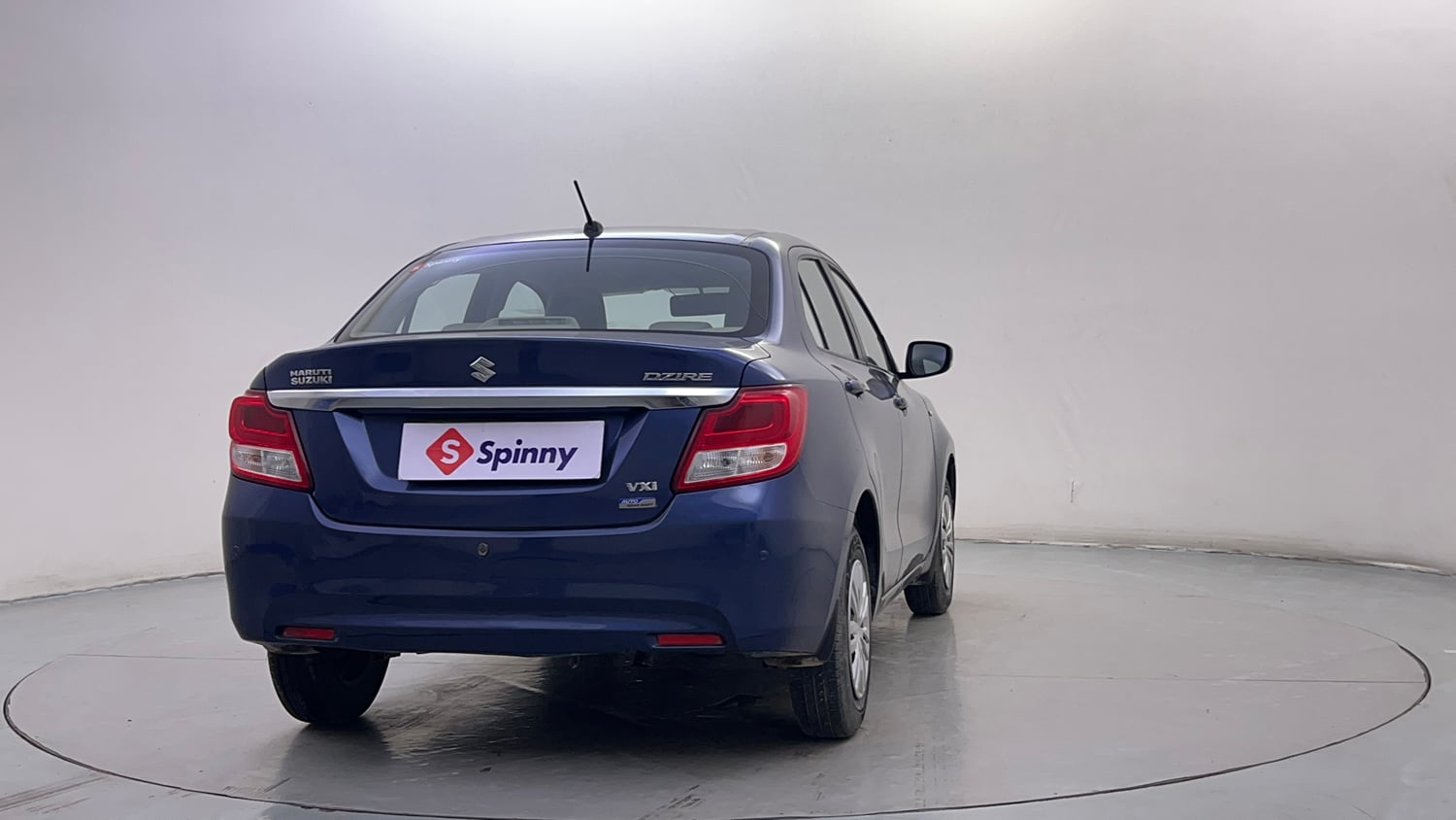 Used 2017 Maruti Suzuki Dzire VXi AMT Petrol Automatic exterior RIGHT REAR CORNER VIEW