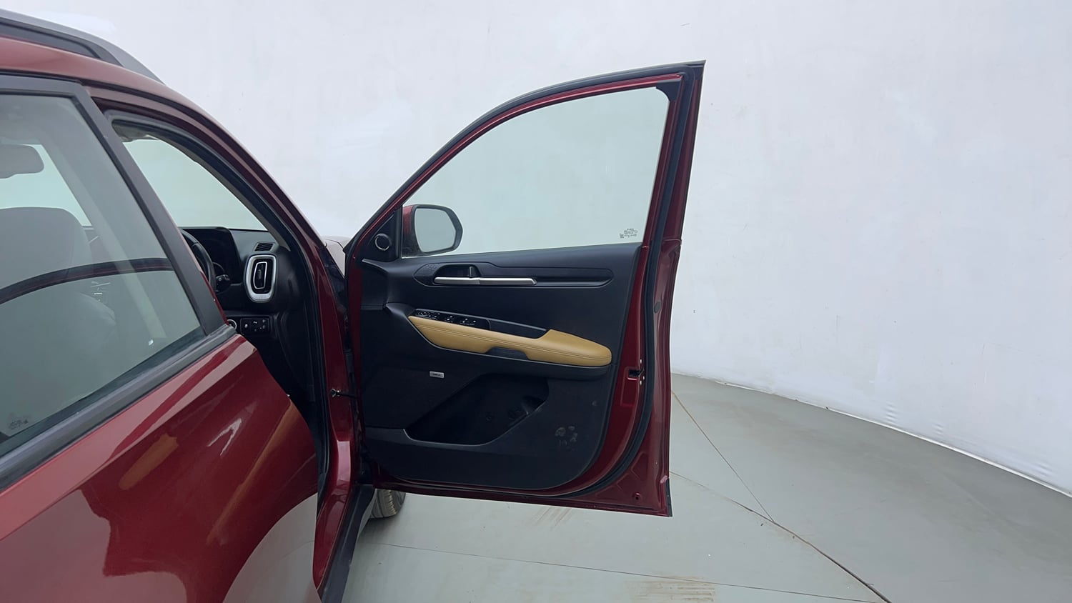 Used 2024 Kia Sonet HTX Plus 1.5 Diesel MT Diesel Manual interior RIGHT FRONT DOOR OPEN VIEW