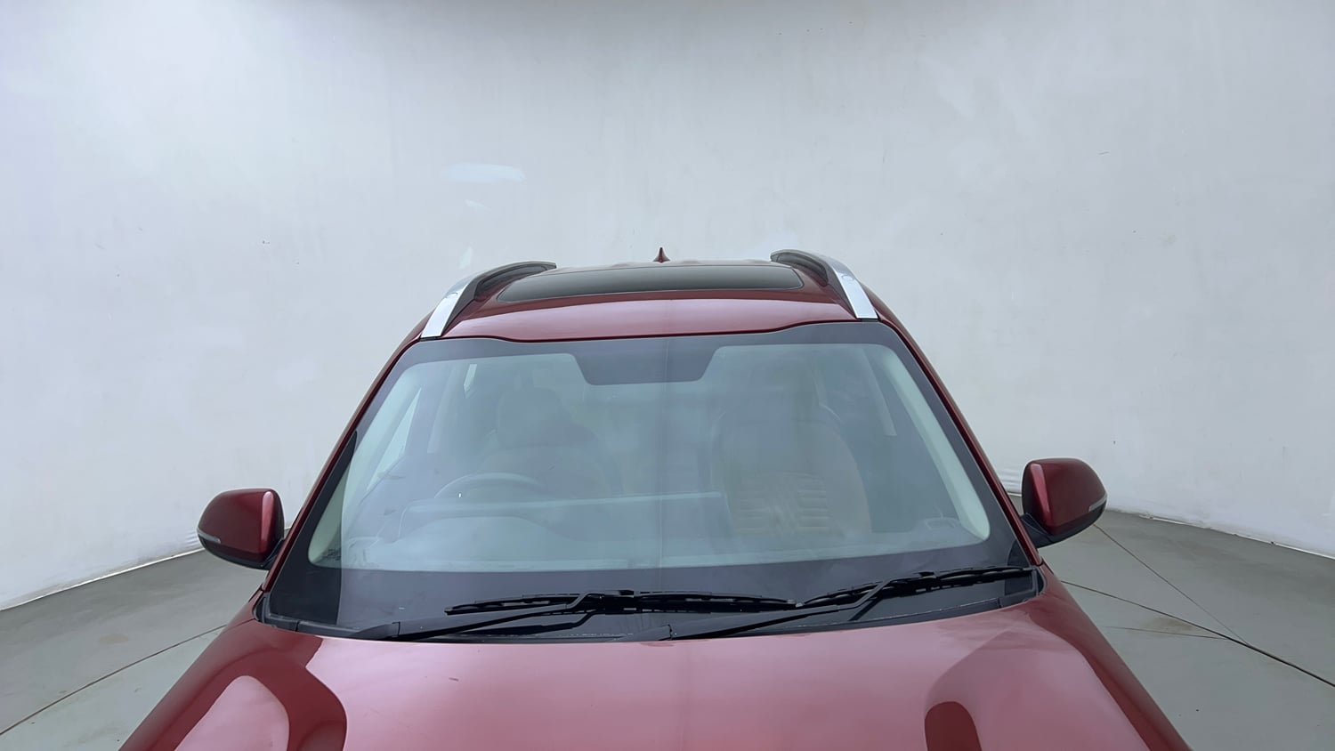 Used 2024 Kia Sonet HTX Plus 1.5 Diesel MT Diesel Manual exterior FRONT WINDSHIELD VIEW