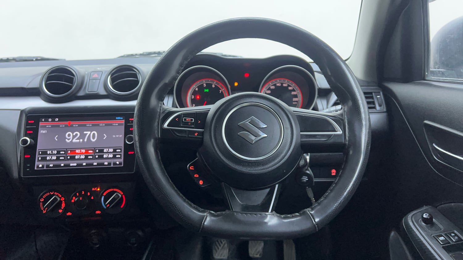 Used 2022 Maruti Suzuki Swift VXi Petrol Manual interior STEERING VIEW
