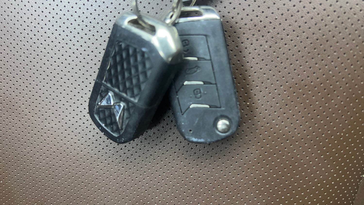 Used 2022 Mahindra Scorpio N Z8 L Petrol AT 7 STR Petrol Automatic extra CAR KEY VIEW