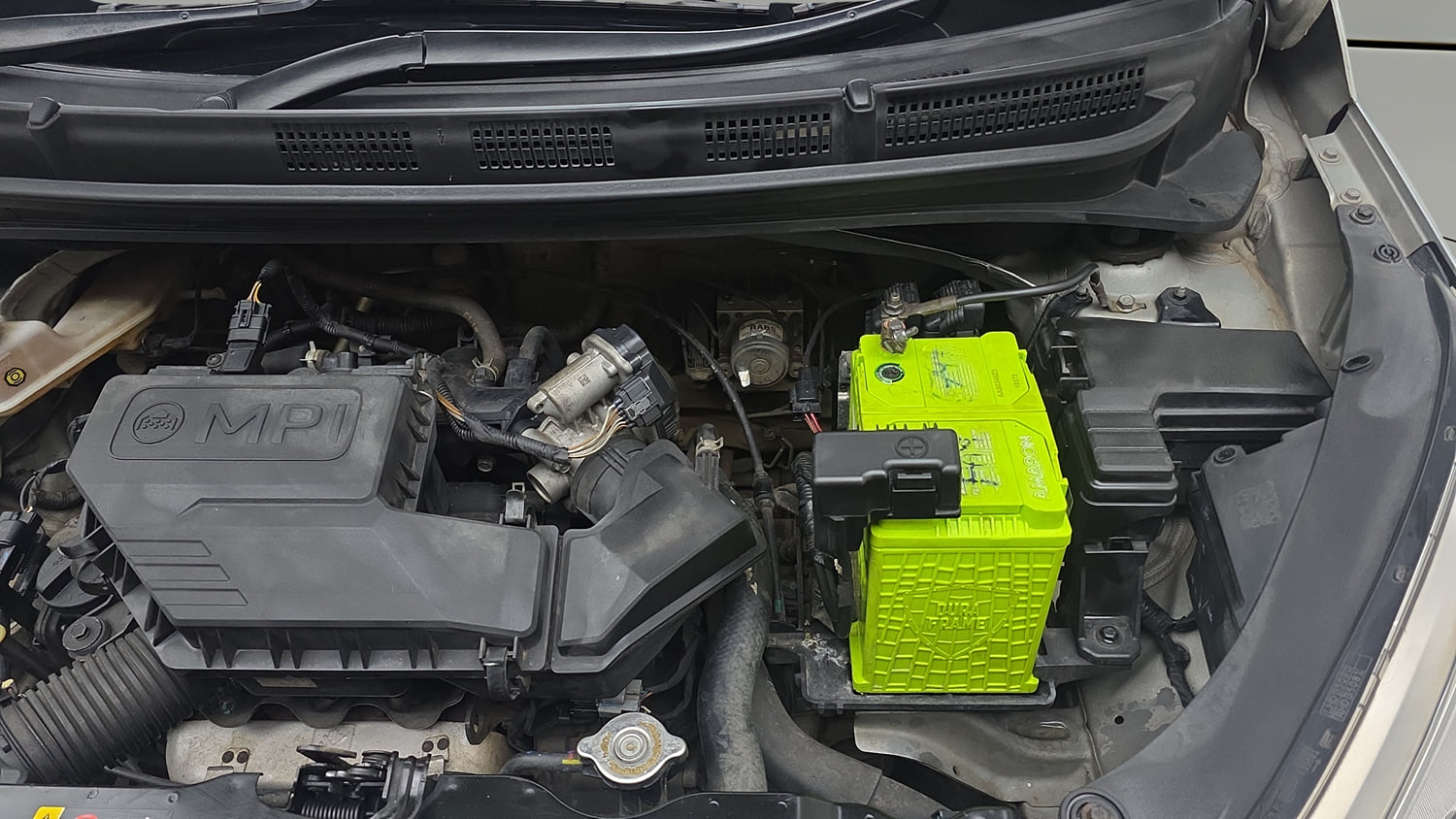 Used 2019 Hyundai Santro Magna Petrol Manual engine ENGINE LEFT SIDE VIEW