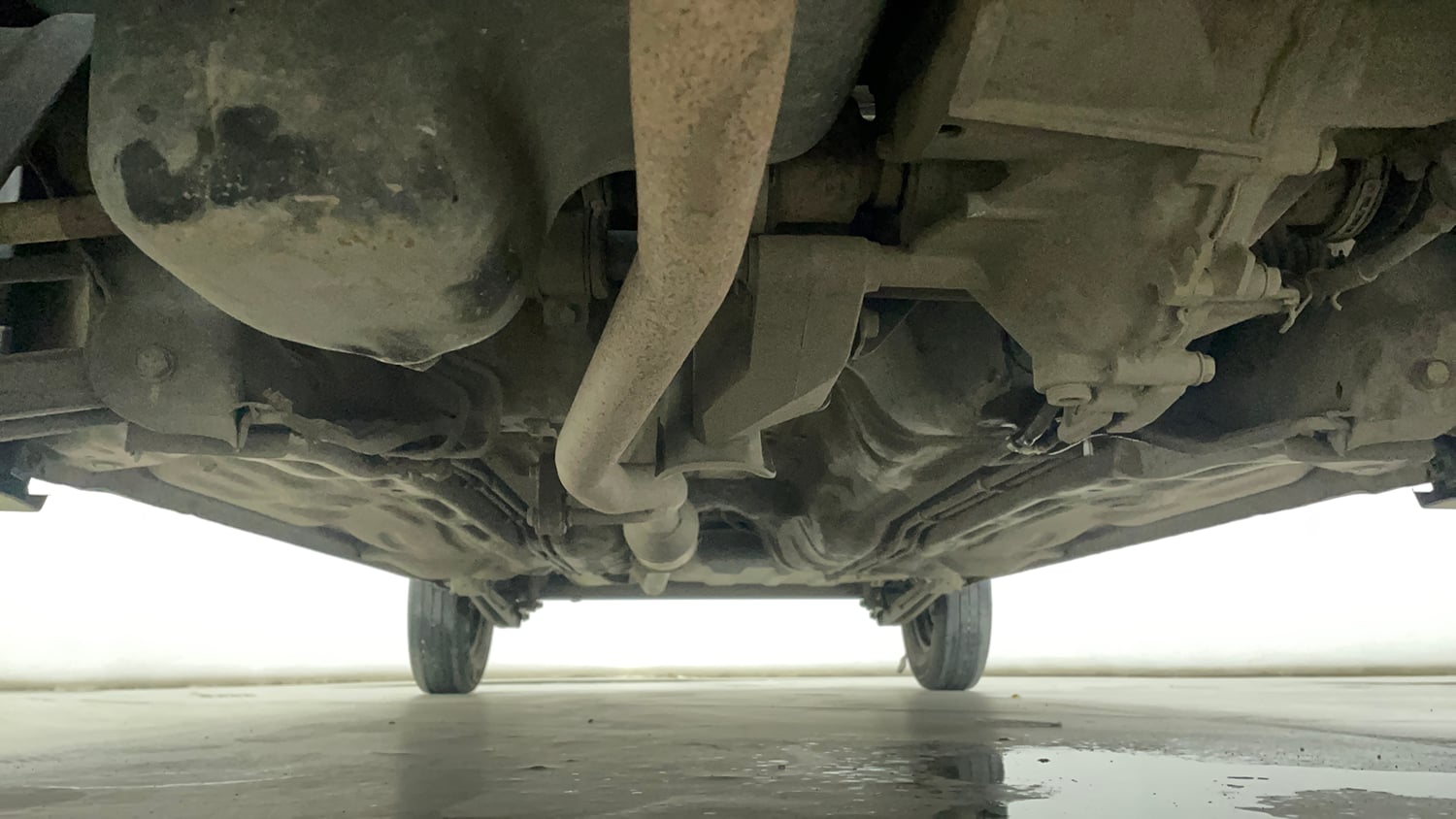 Used 2022 Maruti Suzuki Alto 800 VXi Petrol Manual extra FRONT LEFT UNDERBODY VIEW