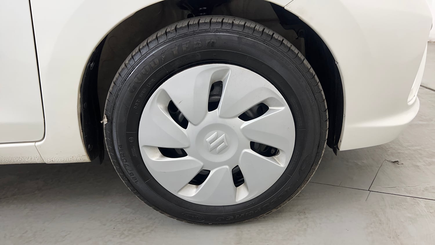 Used 2019 Maruti Suzuki Celerio ZXi AMT Petrol Automatic tyres RIGHT FRONT TYRE RIM VIEW