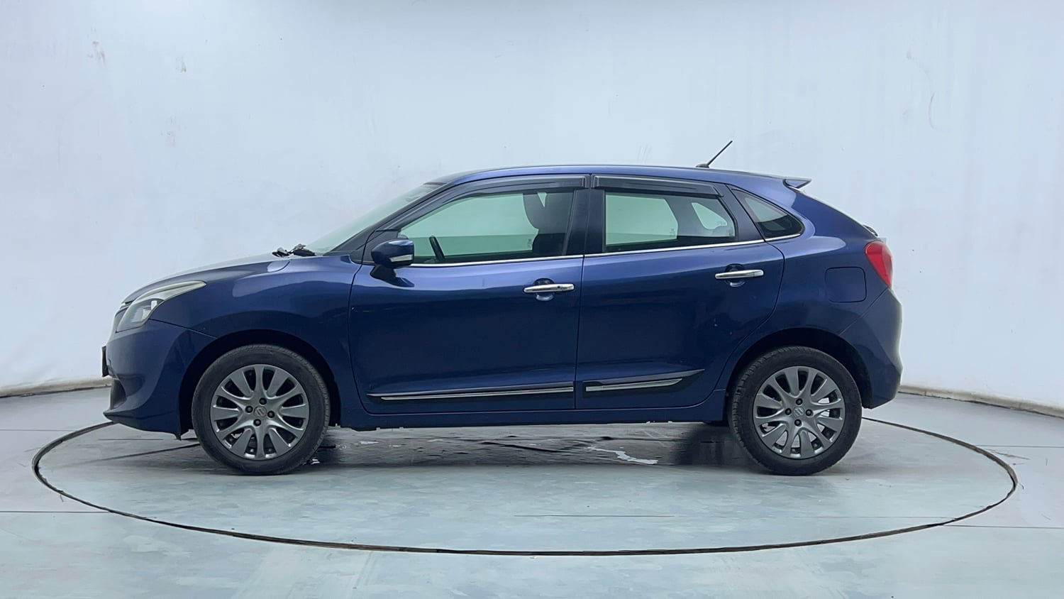 Used 2018 Maruti Suzuki Baleno Alpha 1.2 Petrol Manual exterior LEFT SIDE VIEW