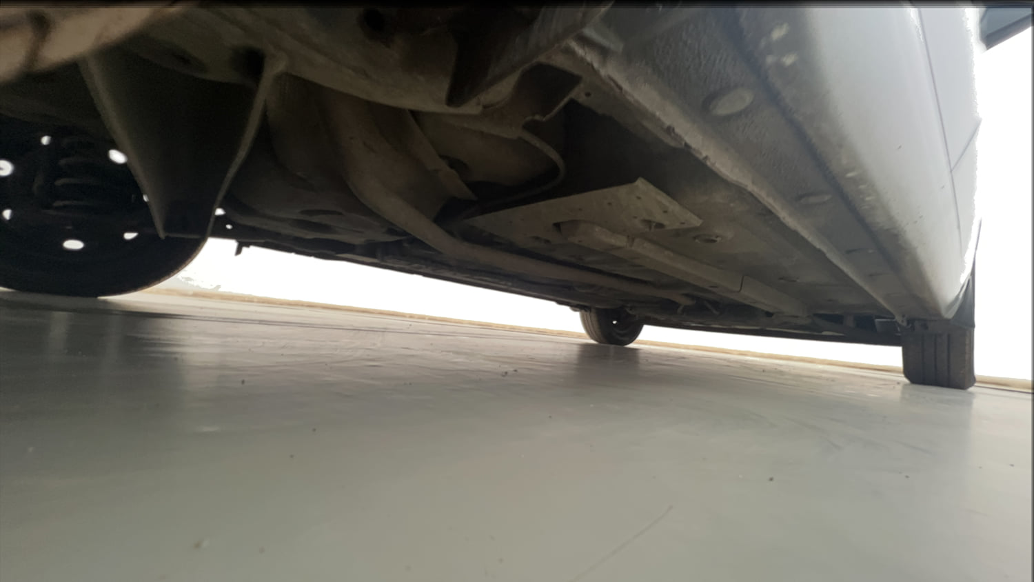 Used 2018 Hyundai Santro Sportz Petrol Manual extra REAR RIGHT UNDERBODY VIEW