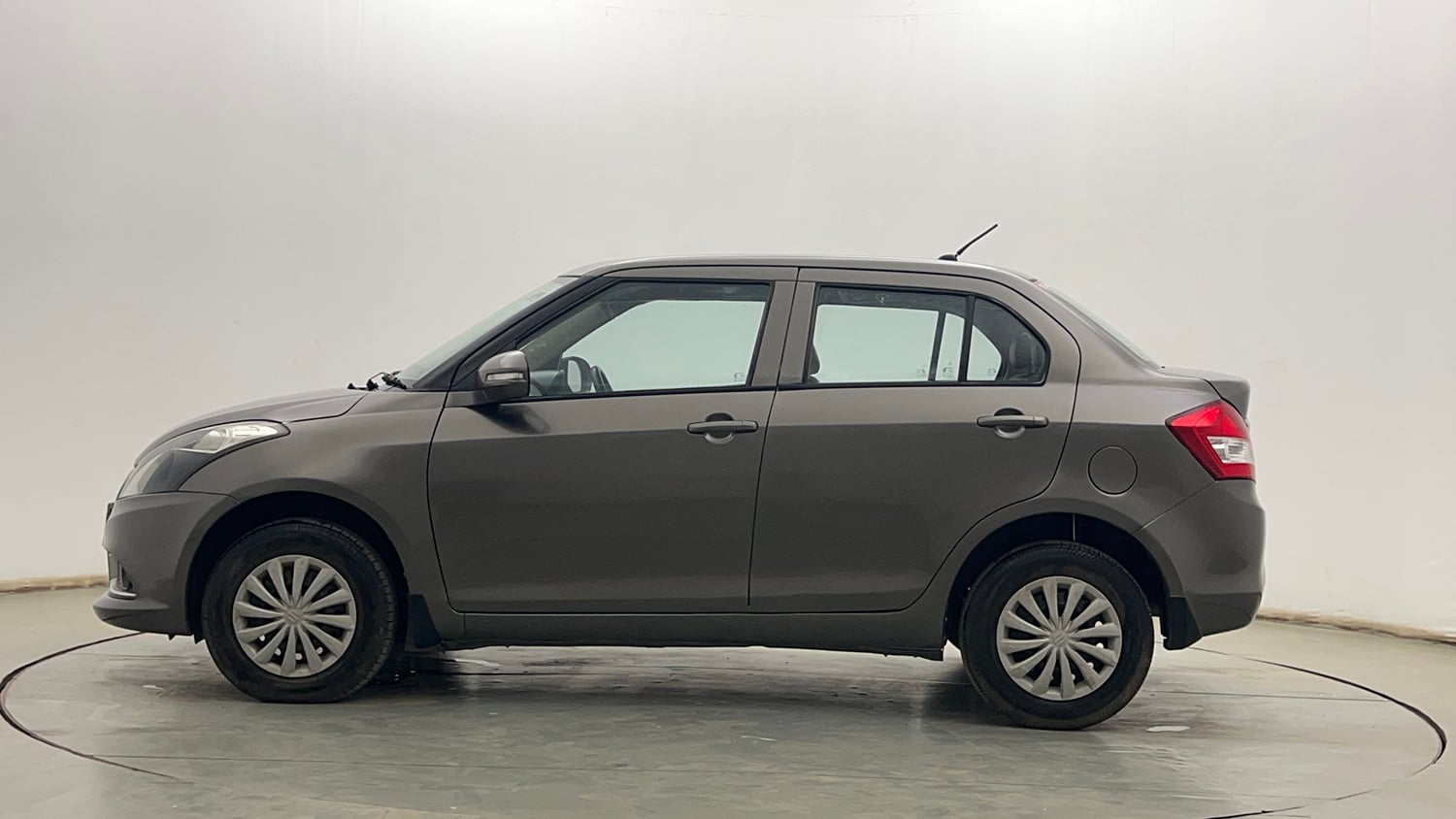 Used 2016 Maruti Suzuki Swift Dzire VXI Petrol Manual exterior LEFT SIDE VIEW