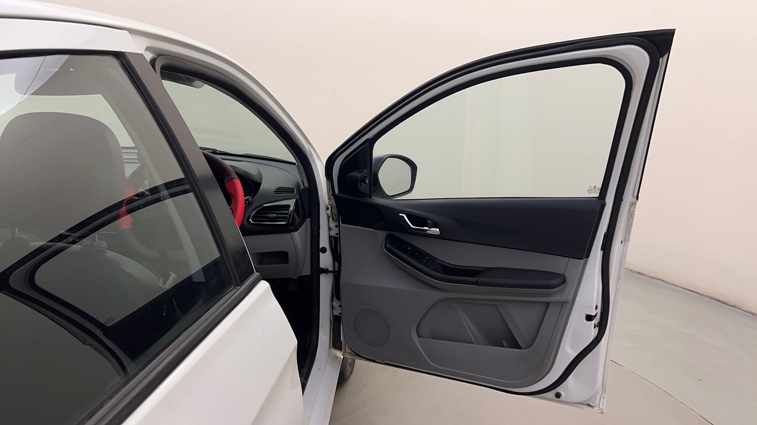 Used 2022 Tata Tiago XZA Plus Petrol Automatic interior RIGHT FRONT DOOR OPEN VIEW