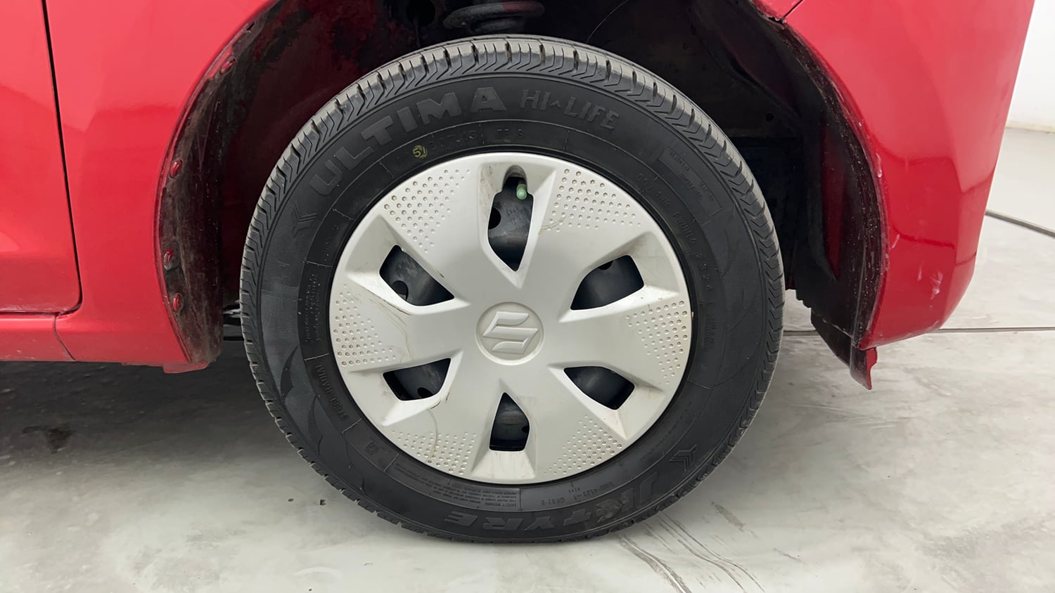 Used 2023 Maruti Suzuki Alto K10 VXi Plus AGS Petrol Automatic tyres RIGHT FRONT TYRE RIM VIEW