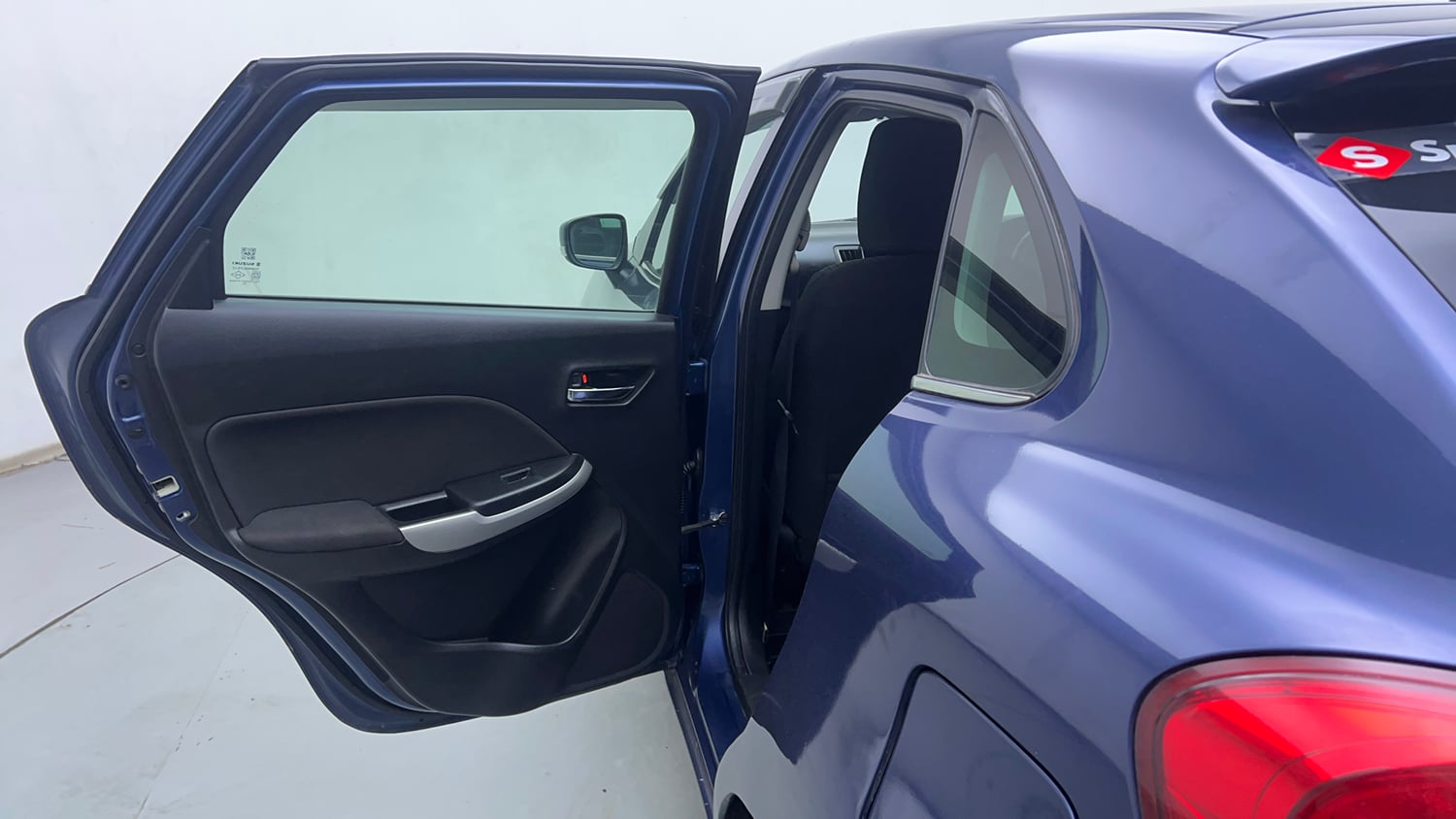 Used 2018 Maruti Suzuki Baleno Alpha 1.2 Petrol Manual interior LEFT REAR DOOR OPEN VIEW