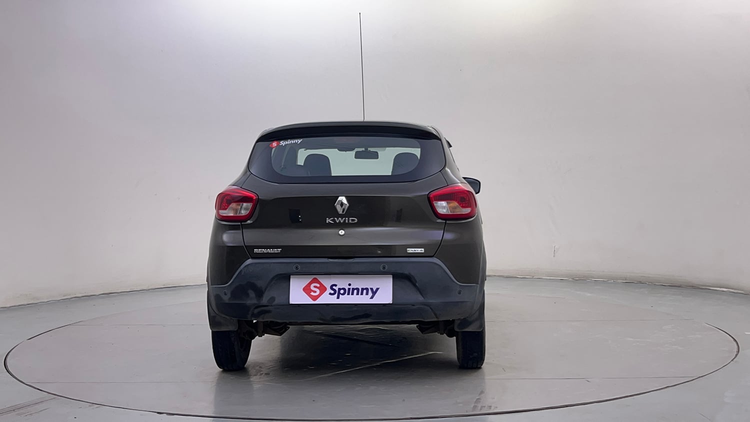 Used 2017 Renault Kwid 1.0 RXL AMT Petrol Automatic exterior BACK VIEW