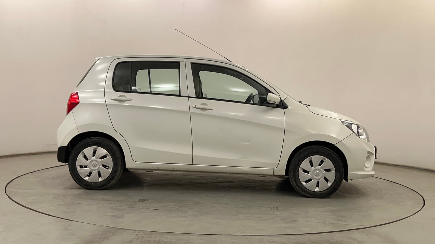 Used 2017 Maruti Suzuki Celerio ZXi Petrol Manual exterior RIGHT SIDE VIEW