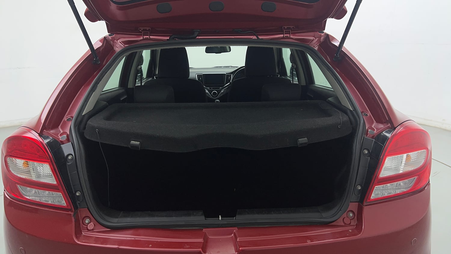 Used 2019 Toyota Glanza V CVT Petrol Automatic interior DICKY INSIDE VIEW