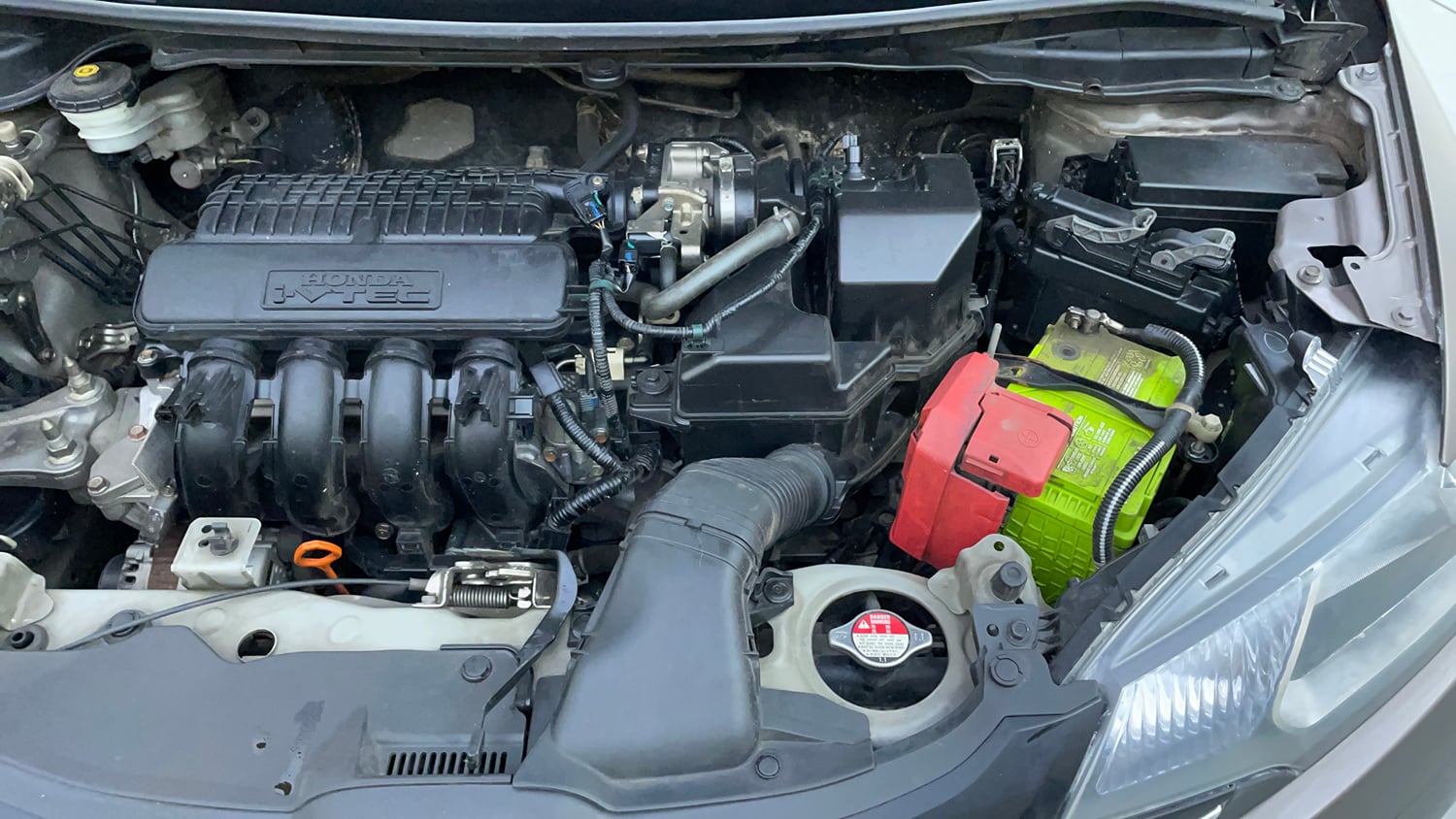 Used 2016 Honda Jazz V AT Petrol Petrol Automatic engine ENGINE LEFT SIDE VIEW